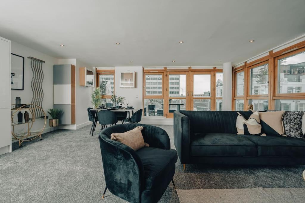 Penthouse Noir - Wyndale Living - Central Bham 2Br Birmingham Extérieur photo